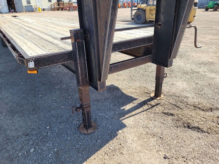 unknown-trailer-image-4