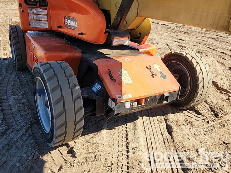 2008-jlg-e450aj-image-11