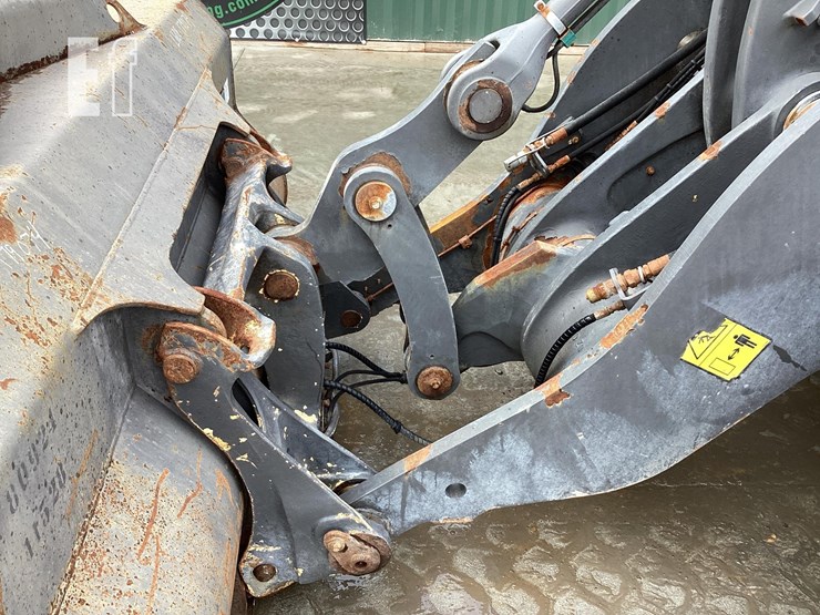 2021-volvo-l70h-image-10