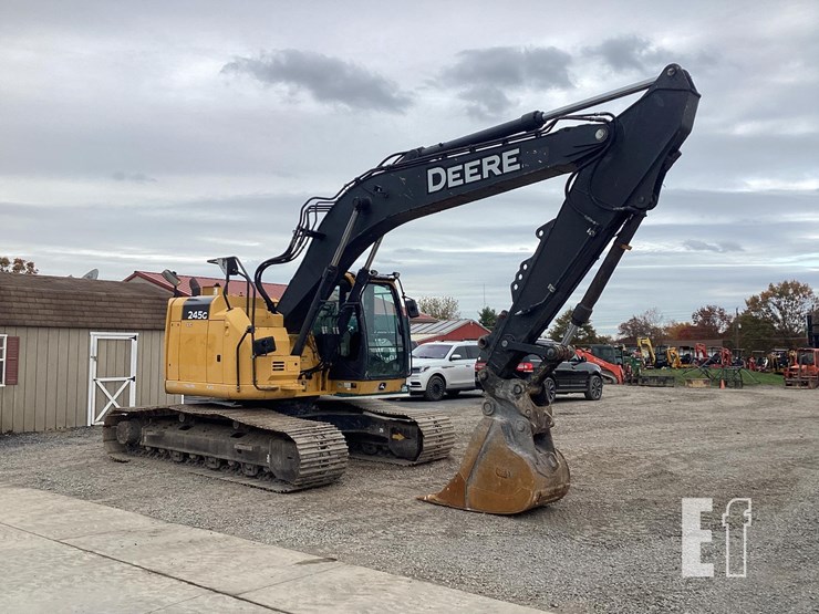 2019-deere-245g-lc-image-6