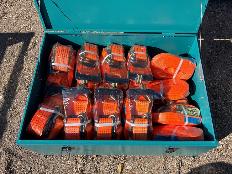 #25352-•-box-of-tie-down-straps-image-1