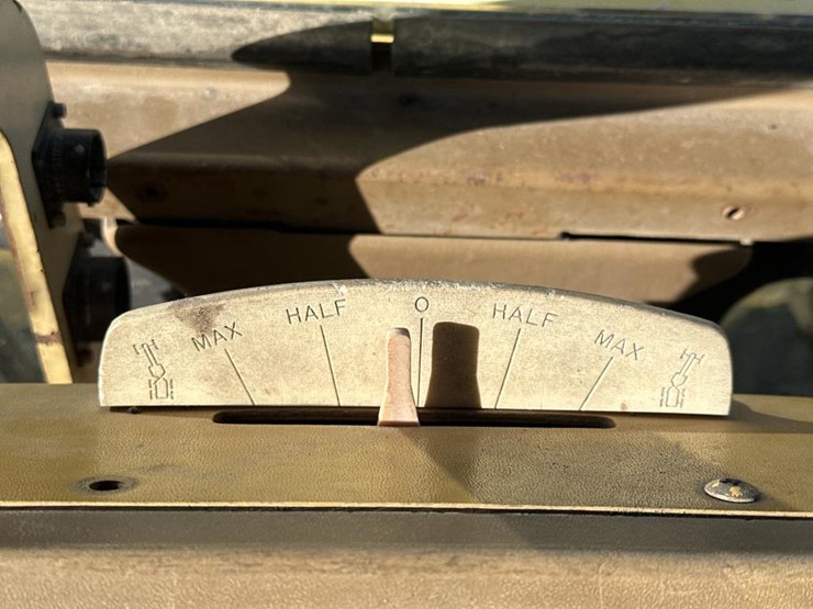 1984-caterpillar-140g-image-45