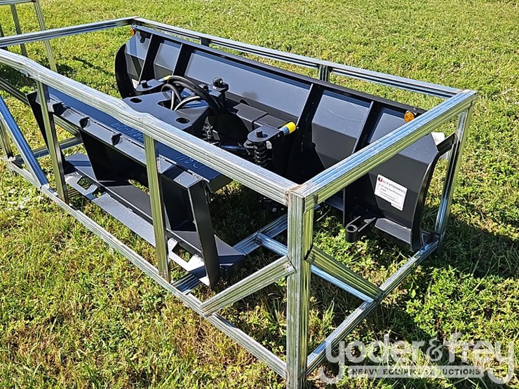 unused-jct-84"-dozer-blade-to-suit-skidsteer-image-3