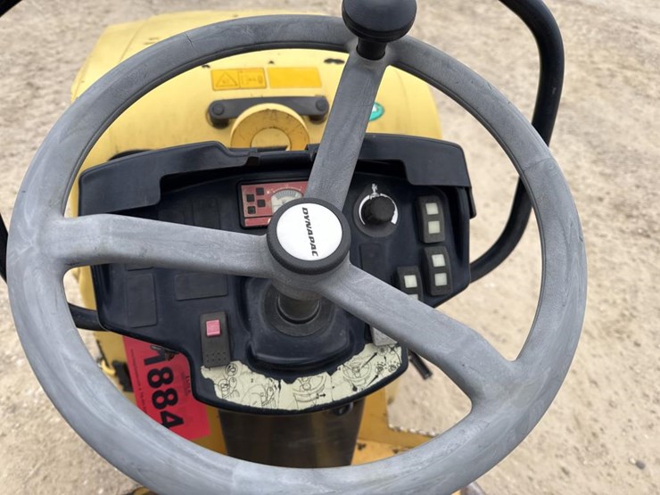 2009-dynapac-cc900-image-28