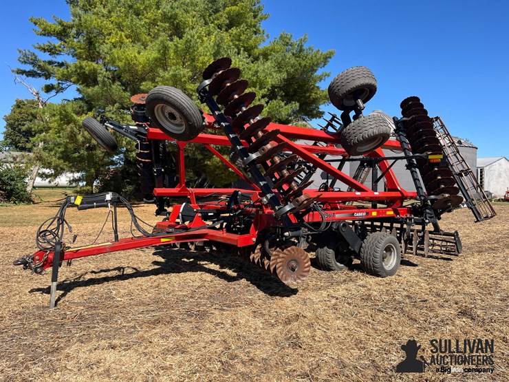 2015-case-ih-2015-image-1