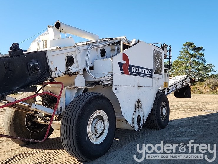 2004-roadtec-sb2500c-image-10