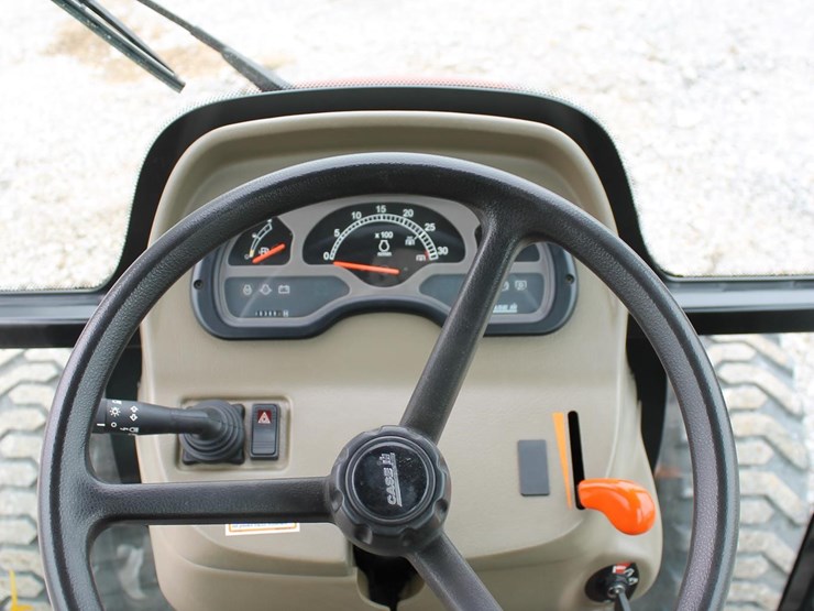 case-ih-farmall-45-image-12