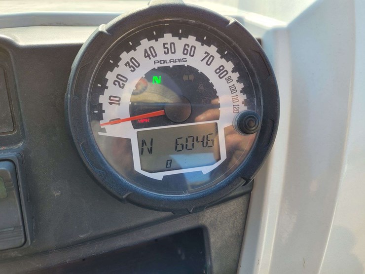 2012-polaris-ranger-crew-image-11