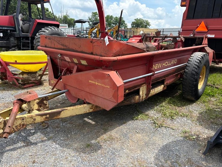 new-holland-518-image-2