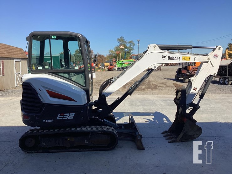 2021-bobcat-e32i-image-5