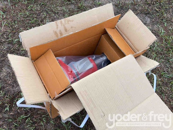 unused-8"-real-steal-multi-purpose-vise-image-4