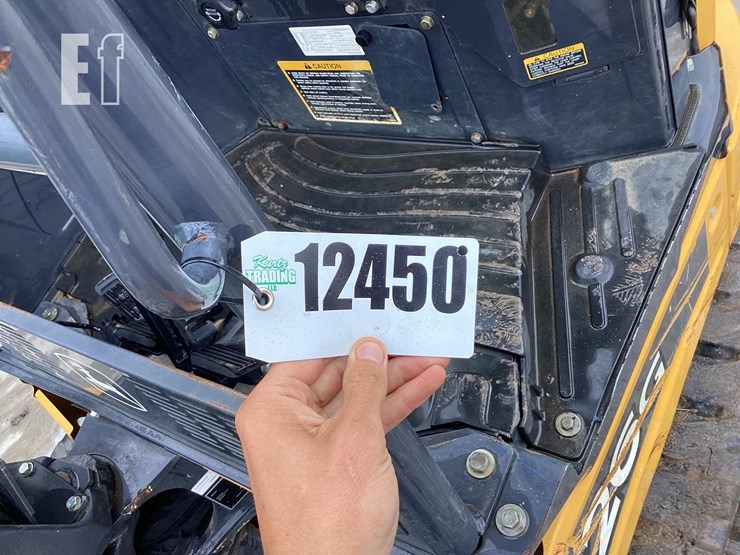 2020-deere-26g-image-21