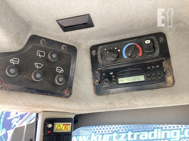 2009-caterpillar-140m-image-18