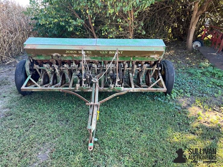 john-deere-8-image-2