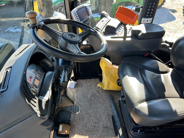 2016-ag-chem-rg1100b-image-38