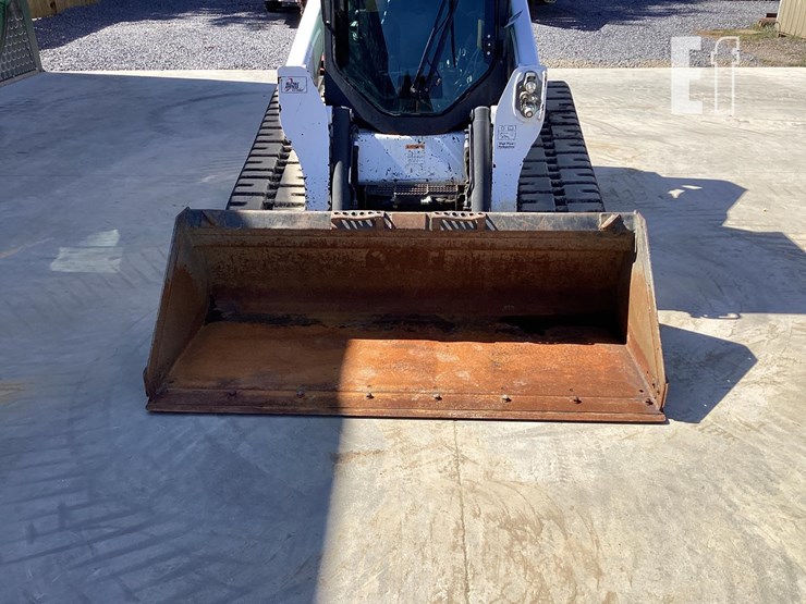 2011-bobcat-t770-image-9