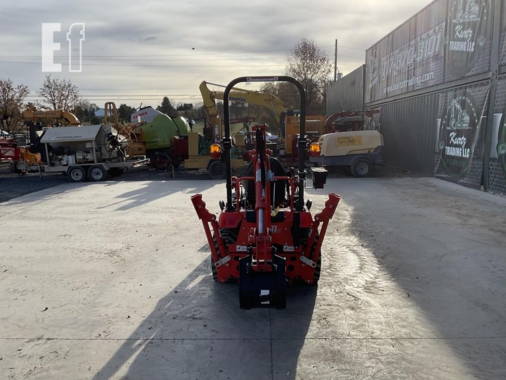 2025-kioti-cs2520-image-3