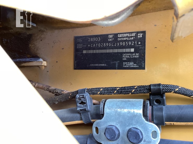 2021-caterpillar-289d3-image-23