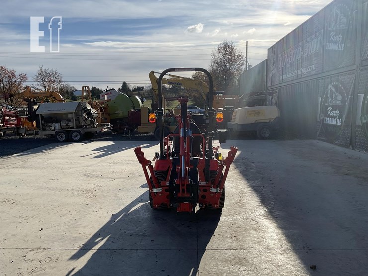 2025-kioti-cs2520-image-3