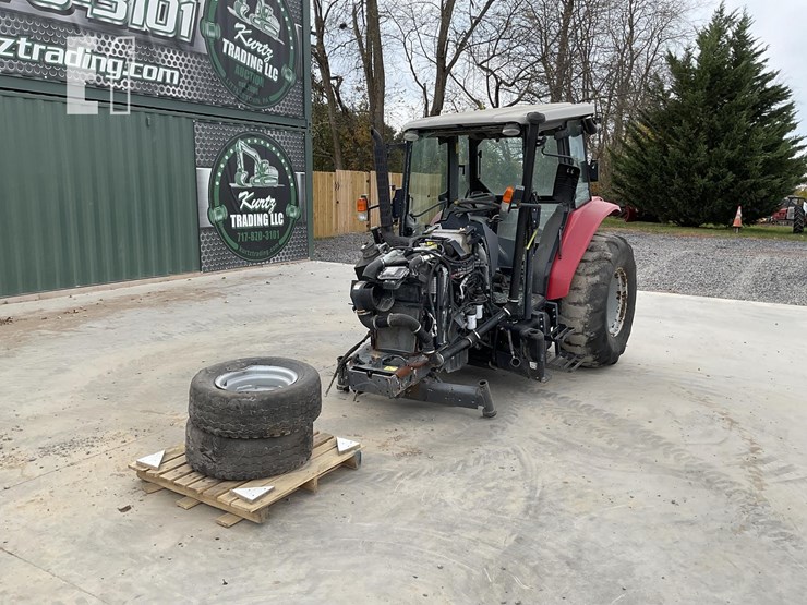 2022-massey-ferguson-4607m-image-8