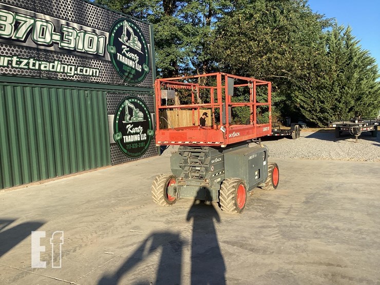 2016-skyjack-sj6832rt-image-8