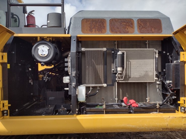 deere-250g-lc-image-41