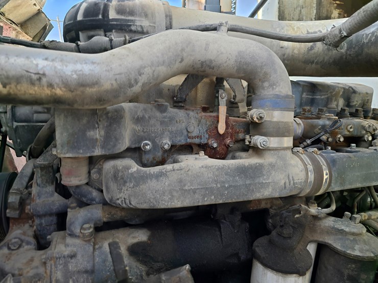 2001-mack-le613-image-77