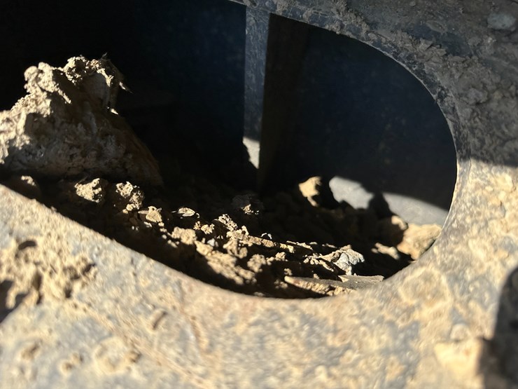 #32825-•-volvo-ec200e-crawler-excavator-image-8