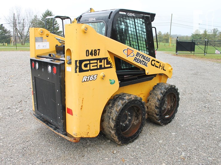 2021-gehl-r165-image-5