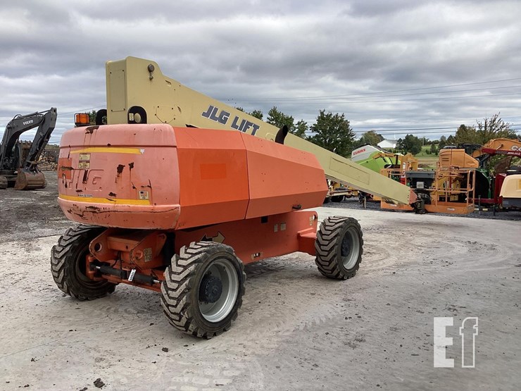 2008-jlg-800s-image-4