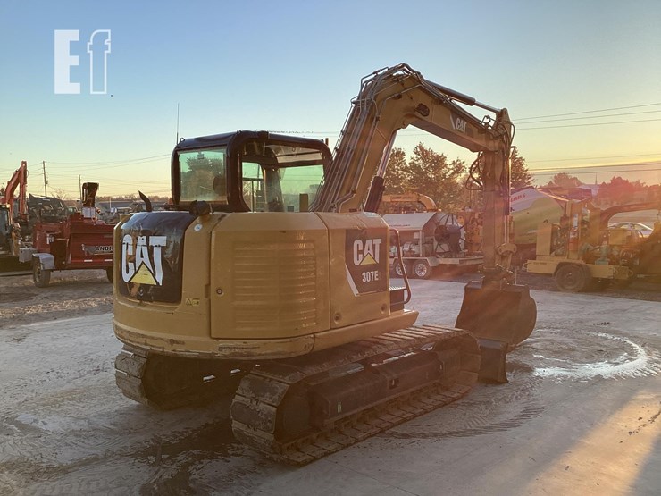 2017-caterpillar-307e2-image-4