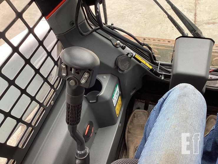 2021-bobcat-s66-image-13