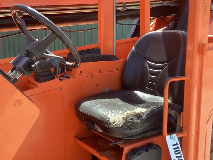 2017-sky-trak-10054-image-12