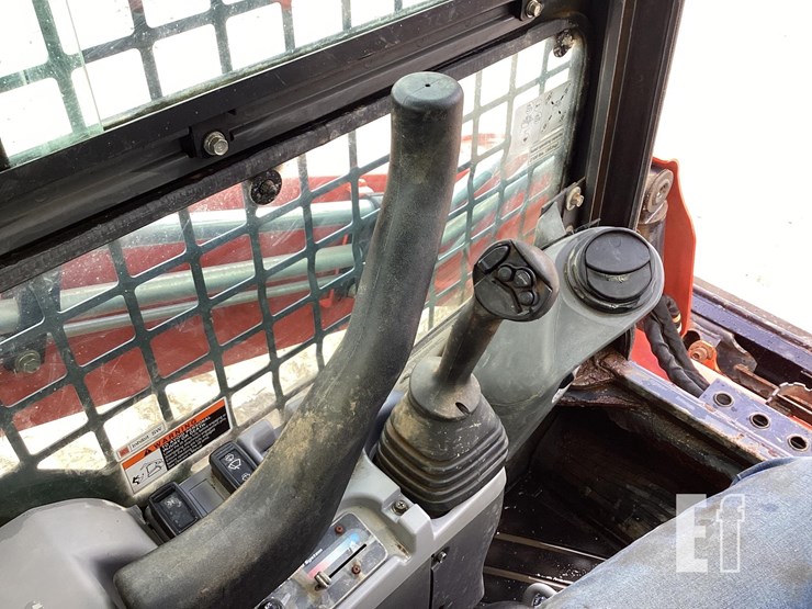 2020-kubota-svl65-2-image-14