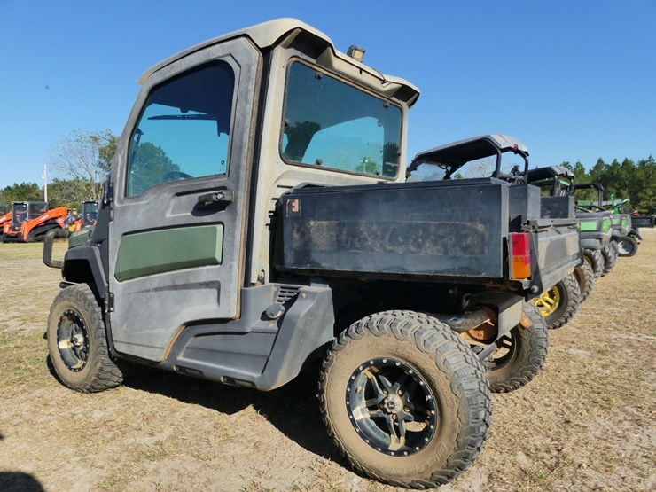 john-deere-xuv-835m-image-4