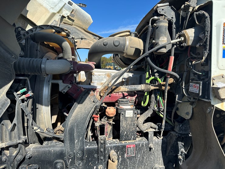 #32746-•-2014-mack-chu-t/a-daycab-truck-tractor-vin:-1m2an07y4em016702-image-45