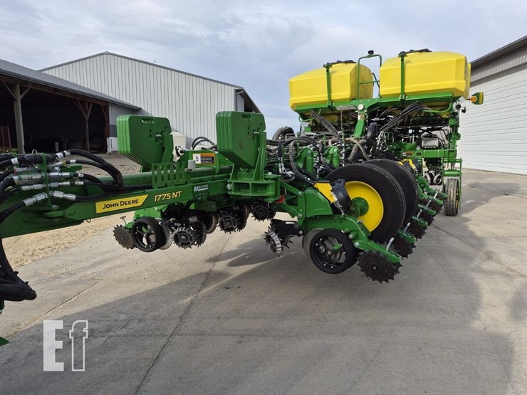 john-deere-1775-image-19