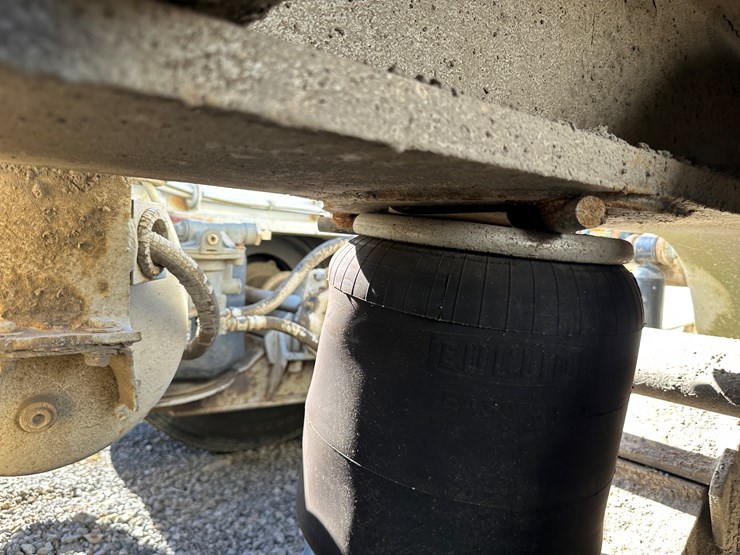 #32747-•-2000-mastec-40'-tri/a-rgn-lowboy-trailer-vin:-1tkj05133ym031587-image-11