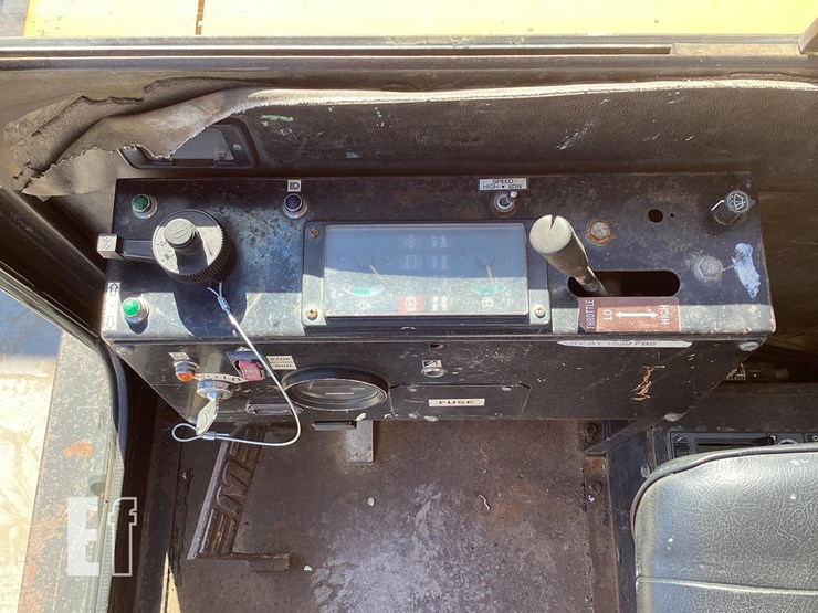 2010-morooka-mst1500vd-image-14