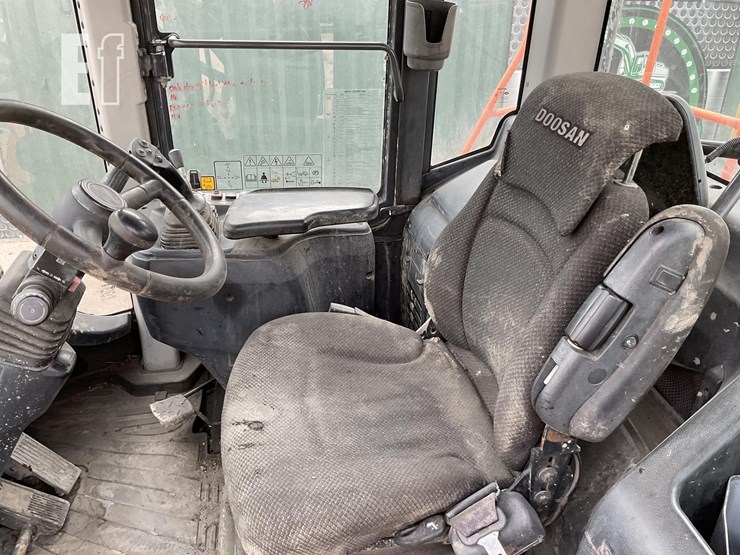 2016-doosan-dl420-5-image-12