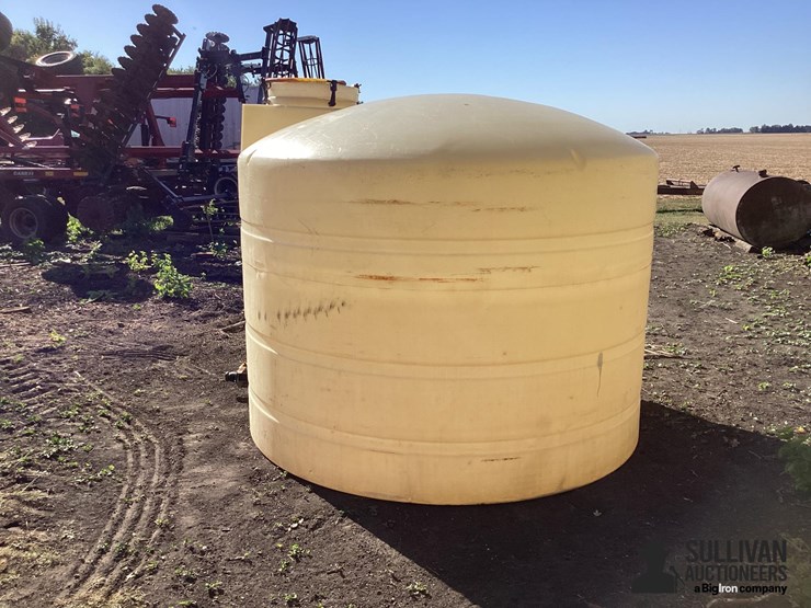 1500-gallon-poly-tank-image-6