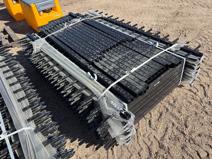 #25356-•-fencing-image-1