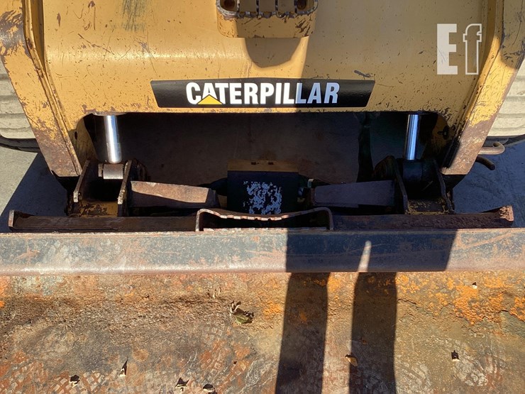 2008-caterpillar-256c-image-10