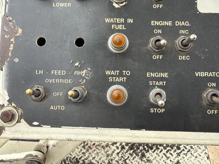 2006-cedarapids-cr552-image-53