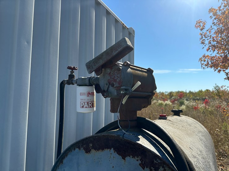 #32811-•-~260-gallon-fuel-tank-w/-pump-image-5