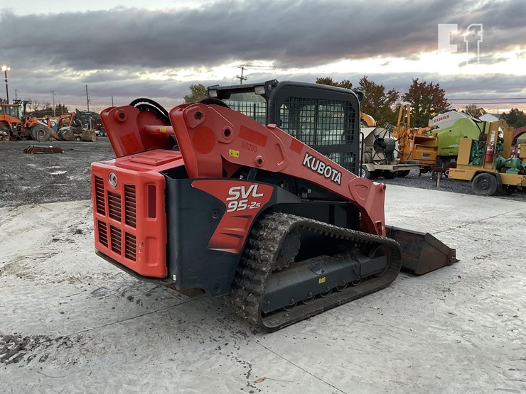 2020-kubota-svl95-2s-image-4