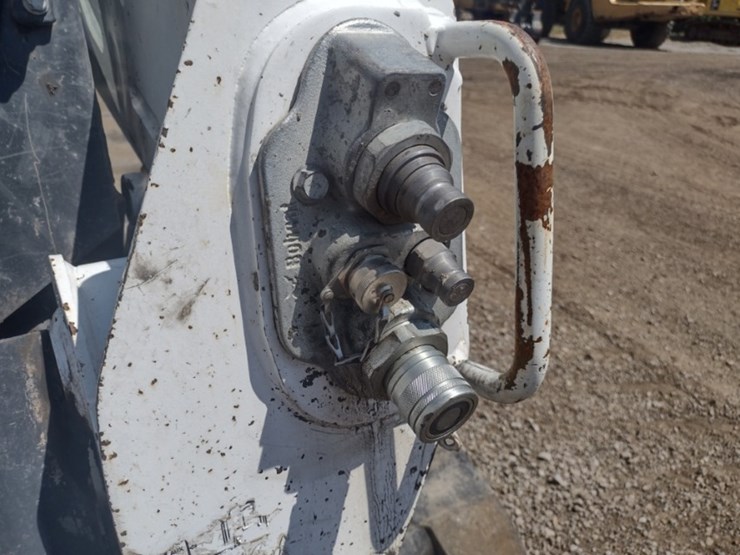 bobcat-t590-image-16