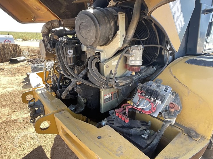 2015-deere-324k-image-20