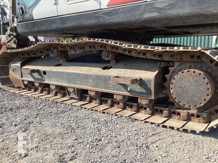 2021-bobcat-e165-image-13