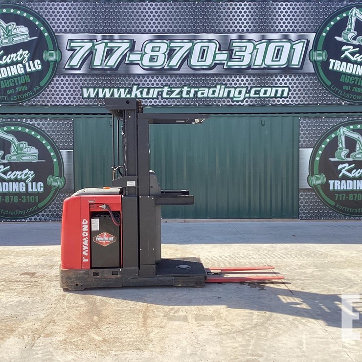 2015 RAYMOND 520OPC30TT